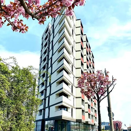 Golden Penthouse Rebreanu Lägenhet