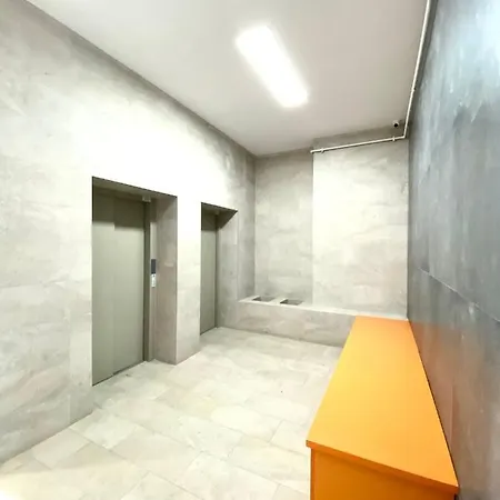 Golden Penthouse Rebreanu Apartment *