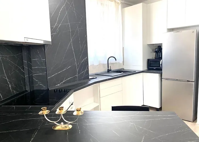 Golden Penthouse Rebreanu